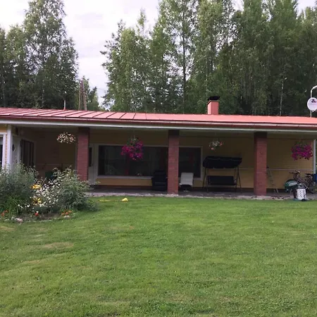 Villa Pyhtaeae Garden *