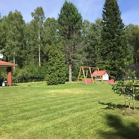 Villa Pyhtaeae Garden Pyhtaa