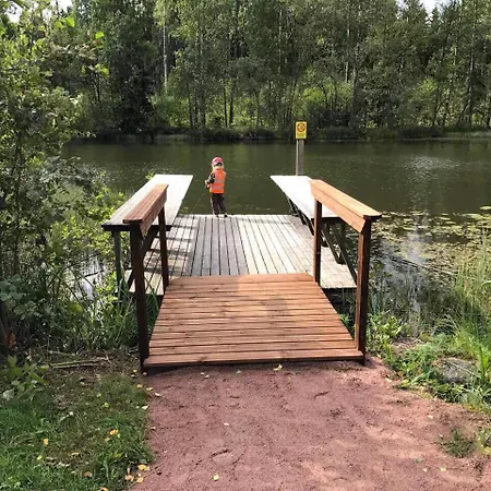 Garden ヴィラ Pyhtaa